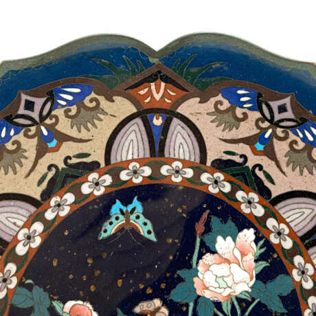 Блюдо. Япония эмаль 1868-1912гг. Cuivre Cloisonne Japon 1868 - photo 3