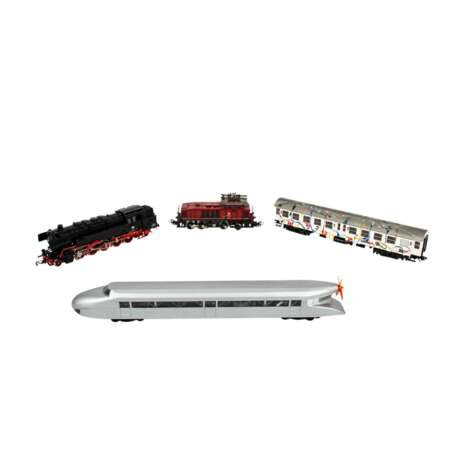 MÄRKLIN 10tlg Konvolut Lokomotiven Güter-und Personenwagen, Spur H0, - фото 2