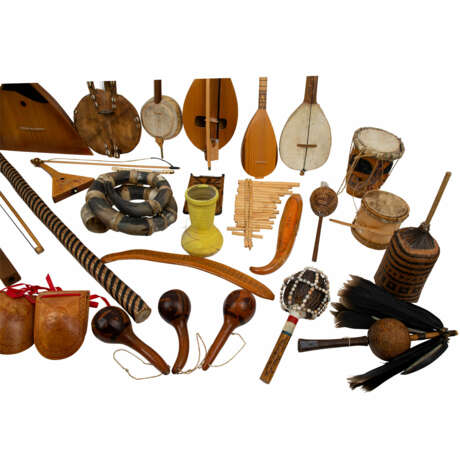 28 volkstümlichen Instrumente. - фото 3