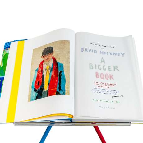 DAVID HOCKNEY, a bigger book, mit MARC-NEWSON-Buchständer, - Foto 3