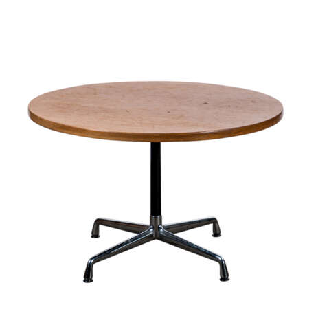 IN DER ART VON EAMES, RAY & CHARLES „Segment Dining Table“, - Foto 1