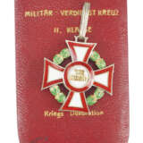 Österreich: Militär-Verdienstkreuz, 2. Klasse mit Kriegsdekoration, im Etui. - photo 1