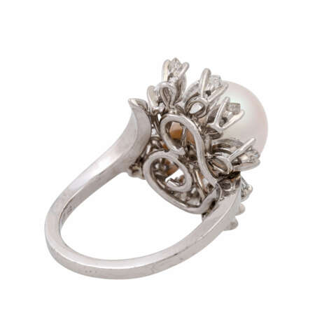 Ring mit schöner Südseeperle und Diamanten von zusammen ca. 2,2 ct, - Foto 3