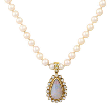 Collier aus Perlen mit Opal-Brillant-Clipanhänger, - фото 2