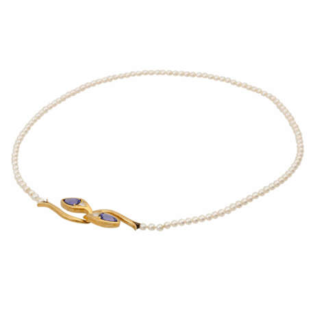 Perlenkette, Schließe mit je 2 Tansaniten und Diamanttriangeln, - Foto 3