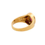 Ring mit ovalem Rubin von ca. 1 ct und Diamanten zusammen ca 0,34 ct, - Foto 3