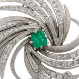 LAUDIER Brosche mit Smaragd und Diamanten - photo 4