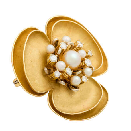 Blütenbrosche mit Perlen und Brillanten - фото 2