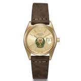 Rolex. ROLEX, A GOLD OYSTER PERPETUAL DATE WITH UAE ARMED FORCES DIAL, REF. 1503 - фото 3