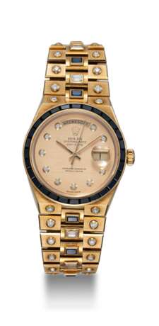 Rolex. ROLEX, A YELLOW GOLD DAY-DATE OYSTERQUARTZ SET WITH DIAMONDS AND SAPPHIRES, REF: 19168 - Foto 3