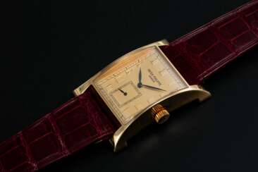 PATEK PHILIPPE, REF. 5500 PAGODA, A LIMITED EDITION GOLD WRISTWATCH