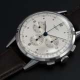 Universal. UNIVERSAL GENÈVE, AN OVERSIZED STEEL CHRONOGRAPH WRISTWATCH WITH A TWO TONE DIAL, REF. 22'430 - photo 1