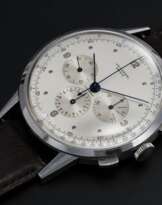 UNIVERSAL GENÈVE, AN OVERSIZED STEEL CHRONOGRAPH WRISTWATCH WITH A TWO TONE DIAL, REF. 22'430