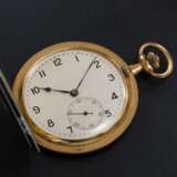 A LATE OTTOMAN GOLD HUNTER CASE POCKET WATCH WITH AN ENAMEL PORTRAIT OF MEHMET V - photo 3