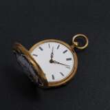 DUMONT GUINAND, A 19TH CENTURY GOLD DOUBLE HUNTER CASE POCKET WATCH WITH ENAMEL PAINTING - Foto 3