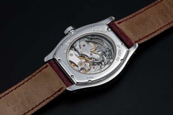 CARTIER, A WHITE GOLD TORTUE MONOPUSHER CHRONOGRAPH, REF. 2396 - фото 2