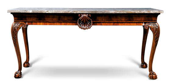 A GEORGE II-STYLE WALNUT SIDE TABLE - фото 1