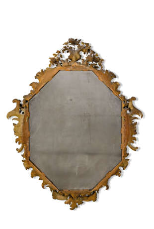 A ROCOCO REVIVAL GILTWOOD AND COMPOSITION MIRROR - photo 2