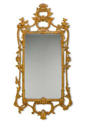 A GILTWOOD MIRROR