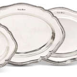 Willson, Walter. A SET OF FOUR ELIZABETH II SILVER MEAT-DISHES - photo 1