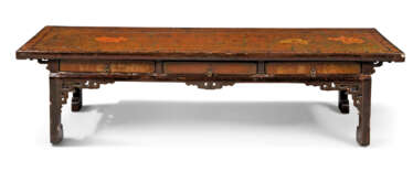 A CHINESE FLORAL-DECORATED SPECKLED BROWN LACQUER LOW TABLE