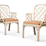 A PAIR OF WHITE-PAINTED `CHINESE` COCKPEN ARMCHAIRS - фото 1