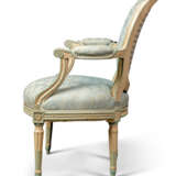 A PAIR OF LOUIS XVI BLUE AND WHITE-PAINTED FAUTEUILS - photo 2