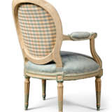 A PAIR OF LOUIS XVI BLUE AND WHITE-PAINTED FAUTEUILS - photo 3