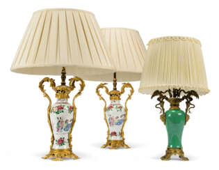 A PAIR OF ORMOLU-MOUNTED CHINESE PORCELAIN TABLE LAMPS