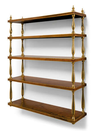 A PAIR OF GEORGE III-STYLE BRASS-MOUNTED AMERICAN WALNUT HANGING-SHELVES - photo 3
