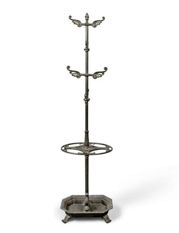 A WILLIAM IV BLACK-PAINTED CAST-IRON HALL STAND - Foto 1
