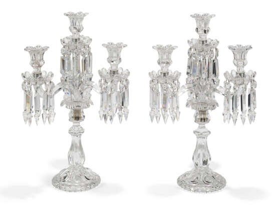 A PAIR OF GEORGE III STYLE MOULDED GLASS FOUR-LIGHT LUSTRES - фото 1