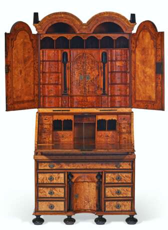 A WILLIAM AND MARY PEWTER-MOUNTED STAINED FIELD MAPLE, YEWWOOD AND OAK BUREAU CABINET - photo 2