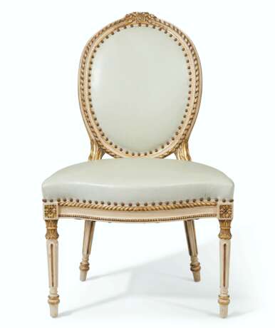 Linnell, John. A SET OF TWELVE WHITE-PAINTED AND PARCEL-GILT DINING CHAIRS - фото 7
