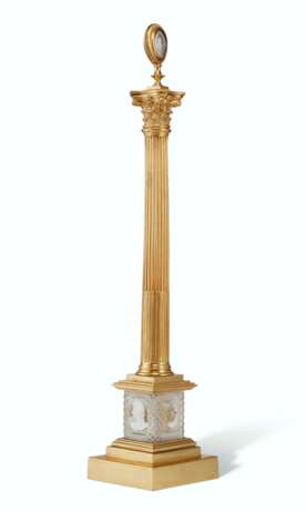 AN EARLY VICTORIAN ORMOLU AND SULPHIDE GLASS COMMEMORATIVE COLUMN - photo 3
