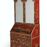 A QUEEN ANNE SCARLET, BLACK AND GILT JAPANNED BUREAU-CABINET - фото 1