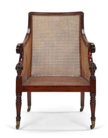 Gillows. A REGENCY MAHOGANY CANED BERGERE - photo 3