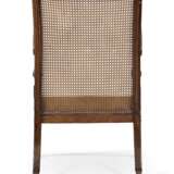 Gillows. A REGENCY MAHOGANY CANED BERGERE - photo 4