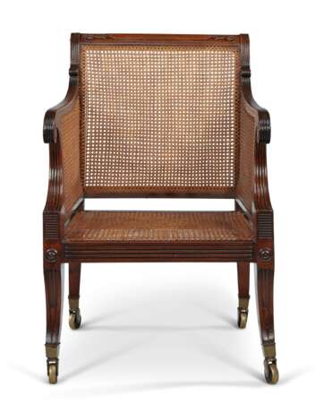 Gillows. A REGENCY MAHOGANY CANED BERGERE - photo 4