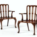 A PAIR OF GEORGE II SOLID MAHOGANY HALL ARMCHAIRS - photo 1