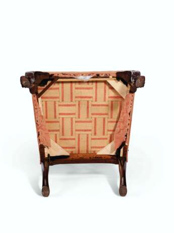 A SET OF FOUR GEORGE III MAHOGANY SIDE CHAIRS - Foto 6