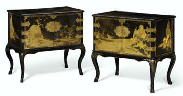 A PAIR OF JAPANESE BLACK AND GILT-LACQUER AND JAPANNED CABINETS-ON-STANDS 