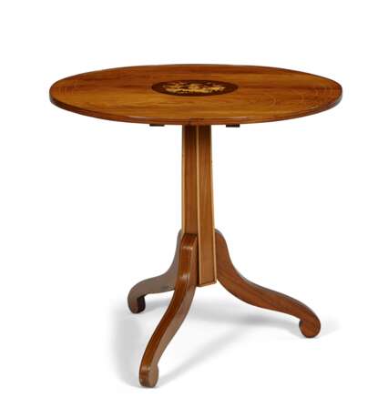 A CENTRAL EUROPEAN INLAID INDIAN ROSEWOOD AND MARQUETRY CENTER TABLE - фото 1
