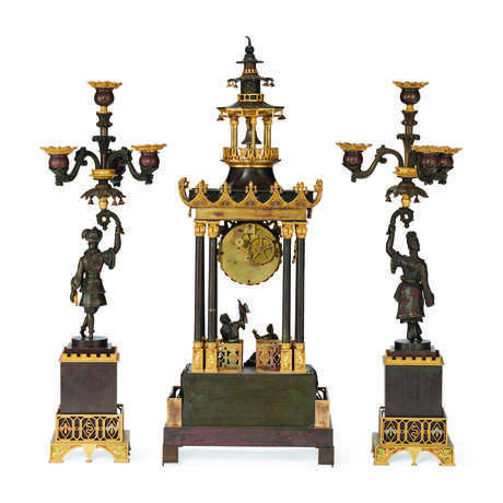 A FRENCH PATINATED, GILT, AND COLD-PAINTED BRONZE THREE-PIECE CLOCK GARNITURE - фото 5