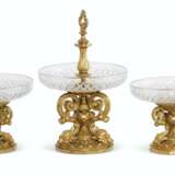A FRENCH ORMOLU AND CUT-GLASS THREE-PIECE TABLE GARNITURE - фото 3