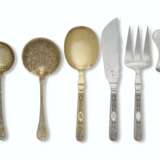 Aucoc, A.. AN EXTENSIVE FRENCH SILVER AND SILVER-GILT FLATWARE SERVICE - Foto 3