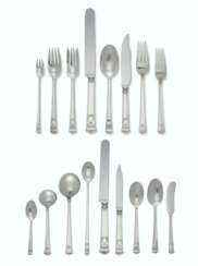 AN AMERICAN SILVER FLATWARE SERVICE