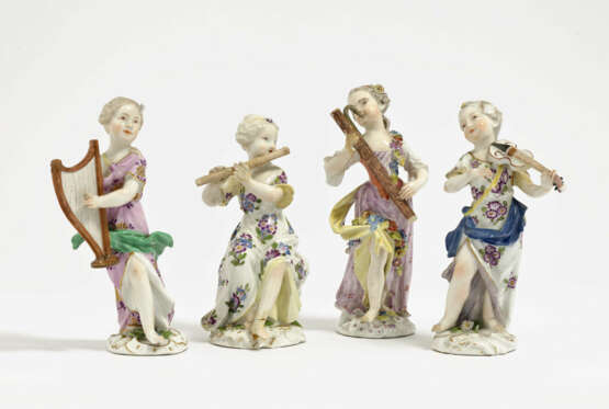 Vier musizierende Mädchen, Meissen, 18. Jahrhundert, - photo 1
