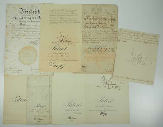 Preussen: Sammlung von Patenten / Autographen. - photo 1