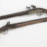 Ein Paar Steinschloss-Duellpistolen, Wohl Süddeutsch, 18. Jahrhundert - Foto 1